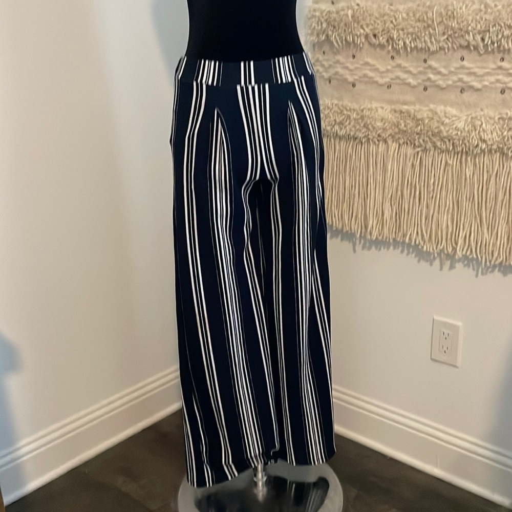 Flowy stripped pants